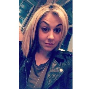 Meet your Posher, Vanessa
